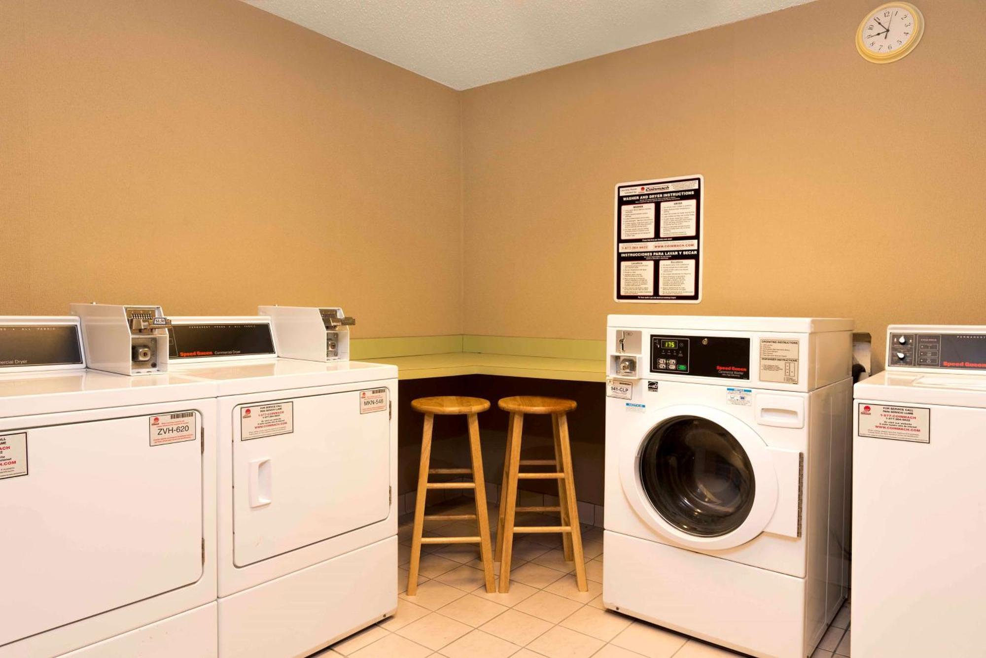 Homewood Suites By Hilton Indianapolis Airport / Plainfield Εξωτερικό φωτογραφία