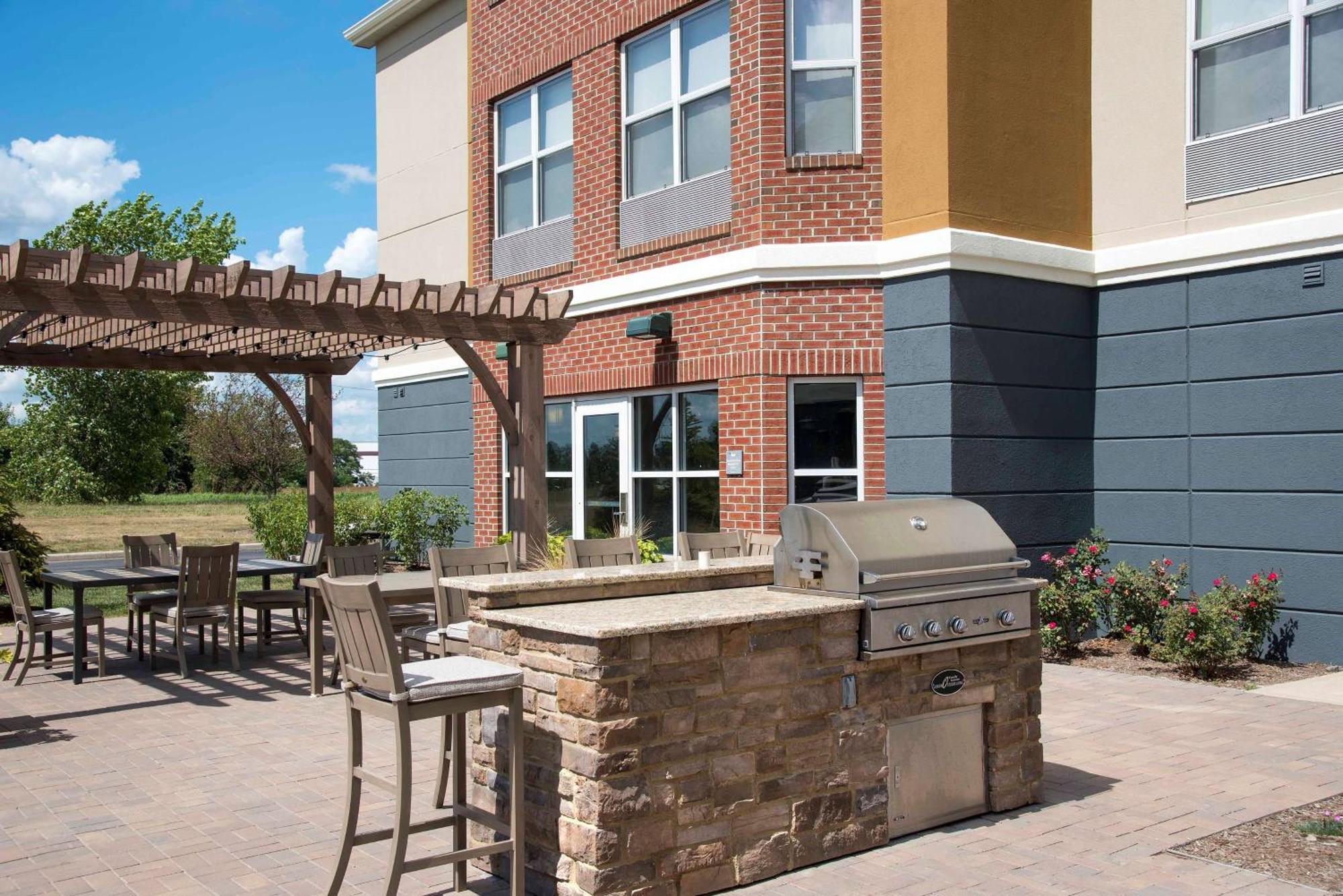 Homewood Suites By Hilton Indianapolis Airport / Plainfield Εξωτερικό φωτογραφία